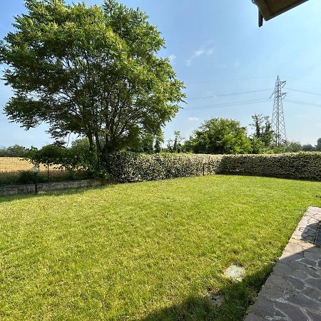 Appartamento Mimosa - Immobili E Soluzioni Rent Брембате Екстер'єр фото