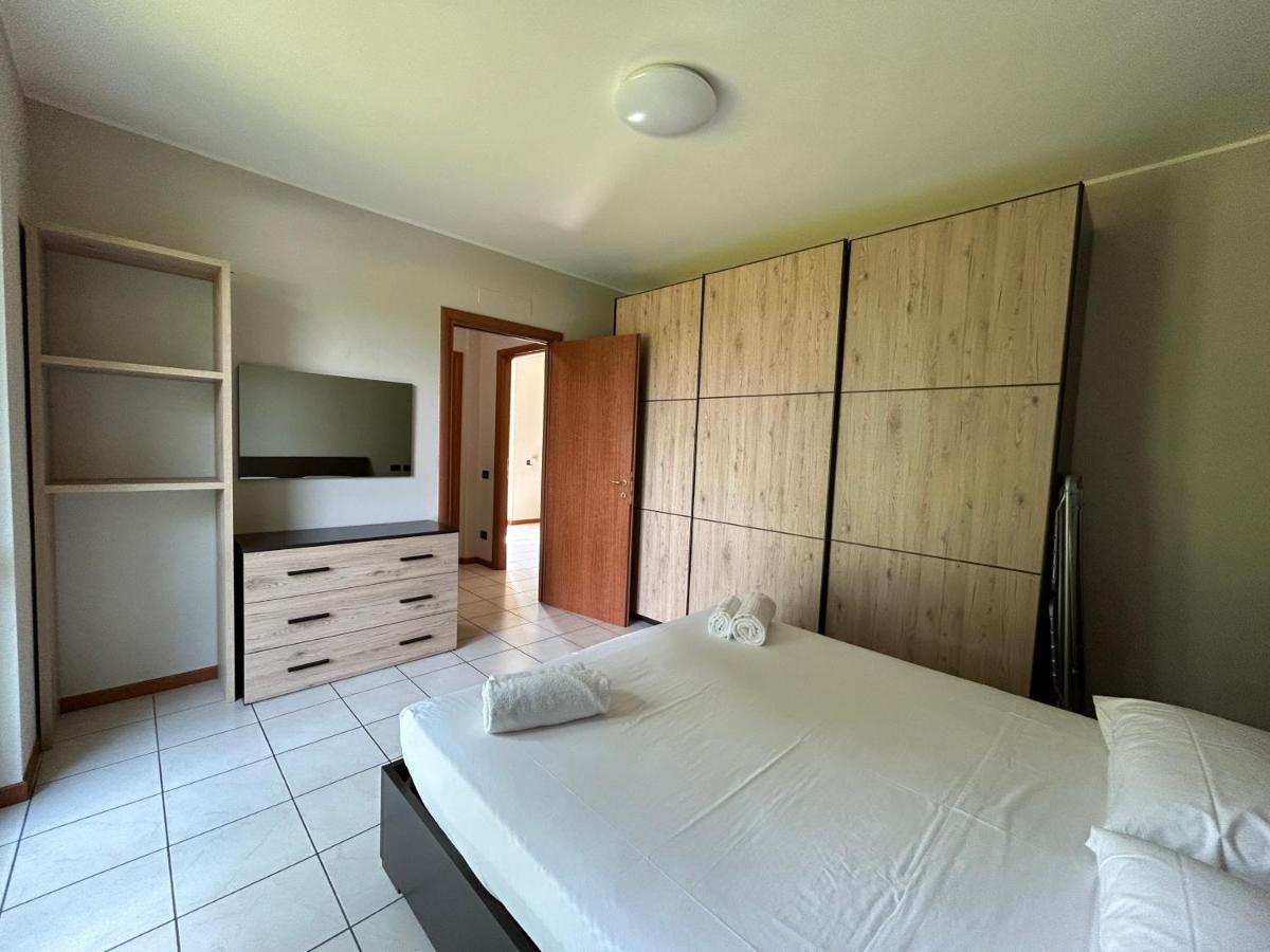 Appartamento Mimosa - Immobili E Soluzioni Rent Брембате Екстер'єр фото