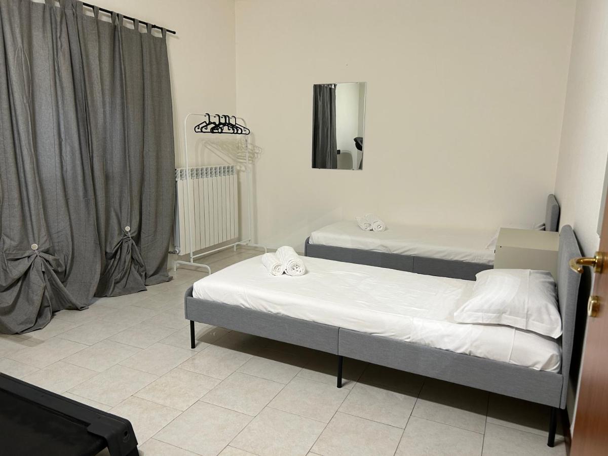 Appartamento Mimosa - Immobili E Soluzioni Rent Брембате Екстер'єр фото